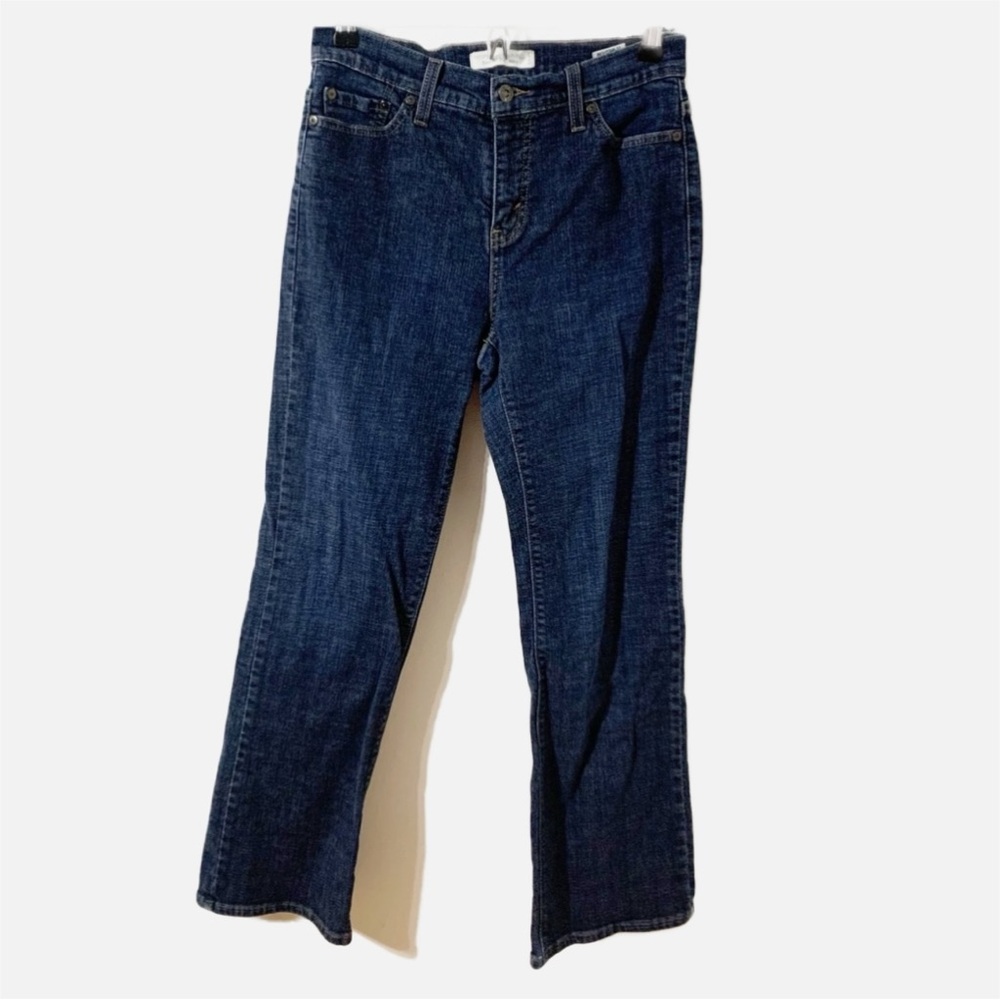 Levi’s Perfectly Slimming Boot Cut 512 Denim Jeans Dark Wash Back Flap Pockets